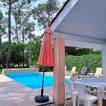 With Swimming Pool 500 M From The Hotel 4*